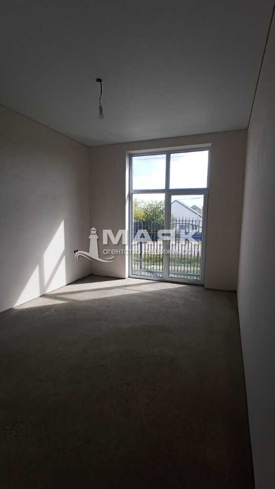 Дом 93.2 кв.м на участке 3 сот