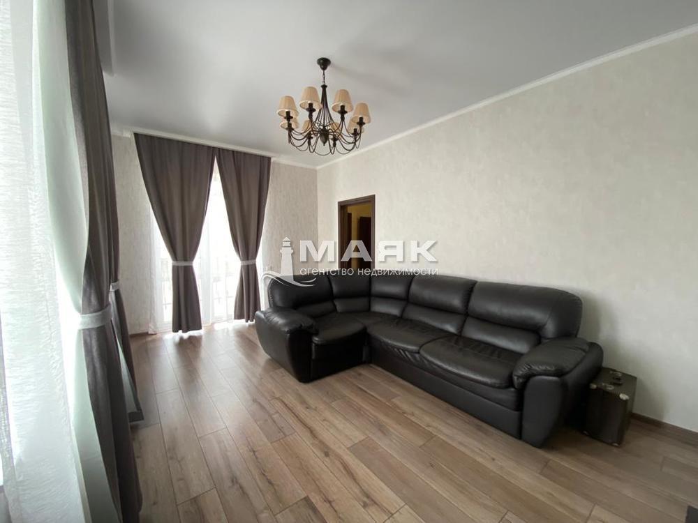 Таунхаус 125.4 кв.м на участке 2.2 сот