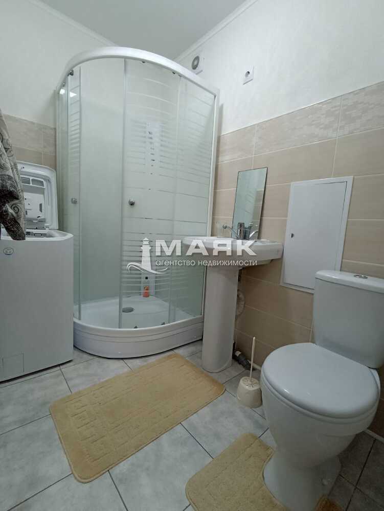 3-к. квартира 43.9 кв.м, 2/2