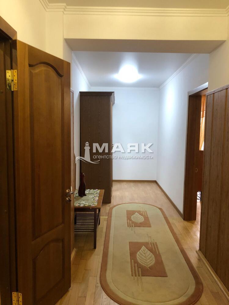 2-к. квартира 85.4 кв.м, 6/7