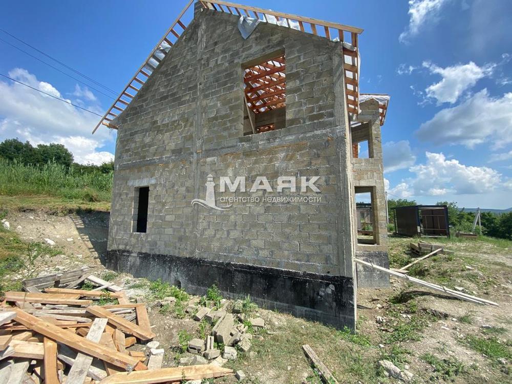 Дом 140 кв.м на участке 6 сот