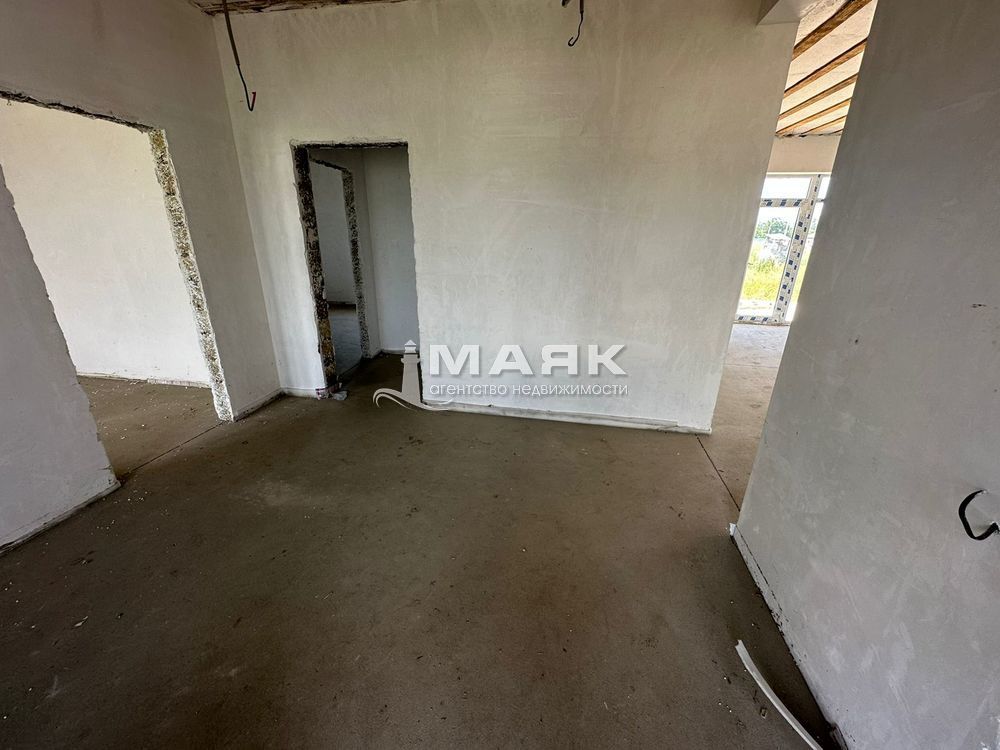 Дом 100 кв.м на участке 5 сот