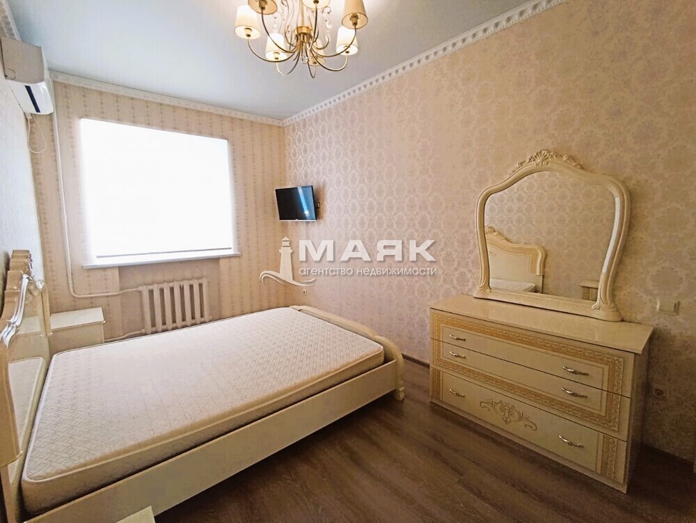 3-к. квартира 64 кв.м, 4/5