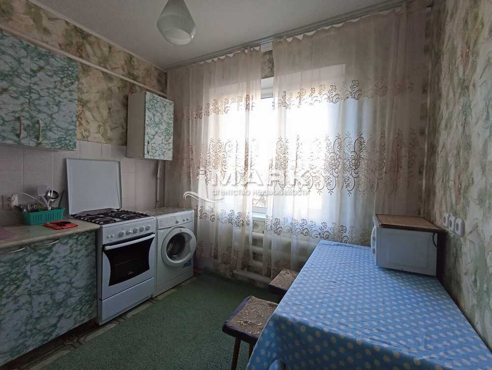 2-к. квартира 54 кв.м, 2/9