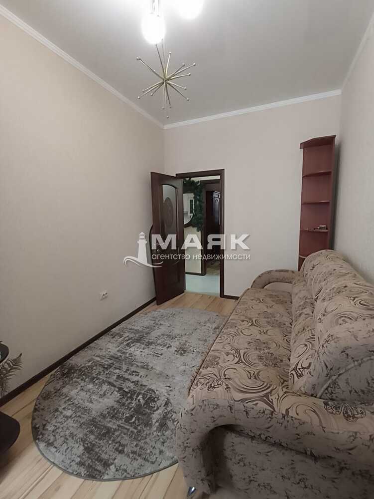 Дом 60 кв.м на участке 3 сот