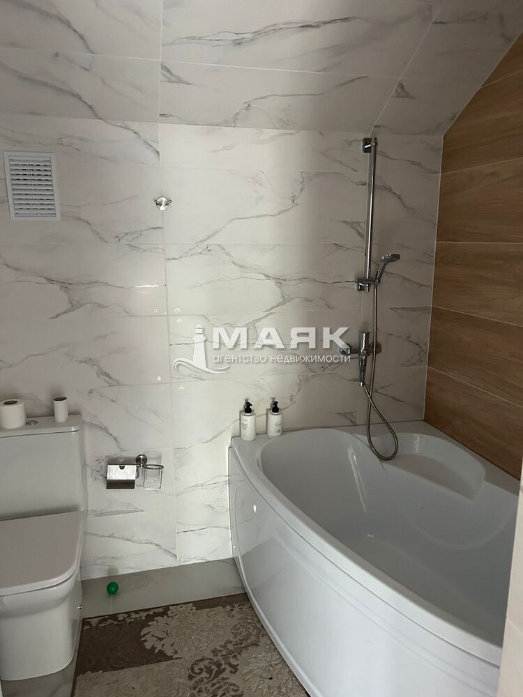 Дом 153 кв.м на участке 7 сот