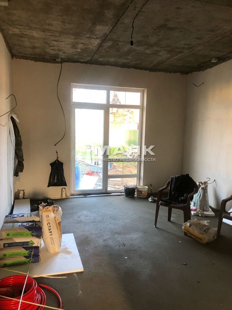 Дом 174 кв.м на участке 6 сот
