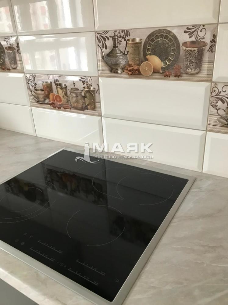 2-к. квартира 74.5 кв.м, 6/8