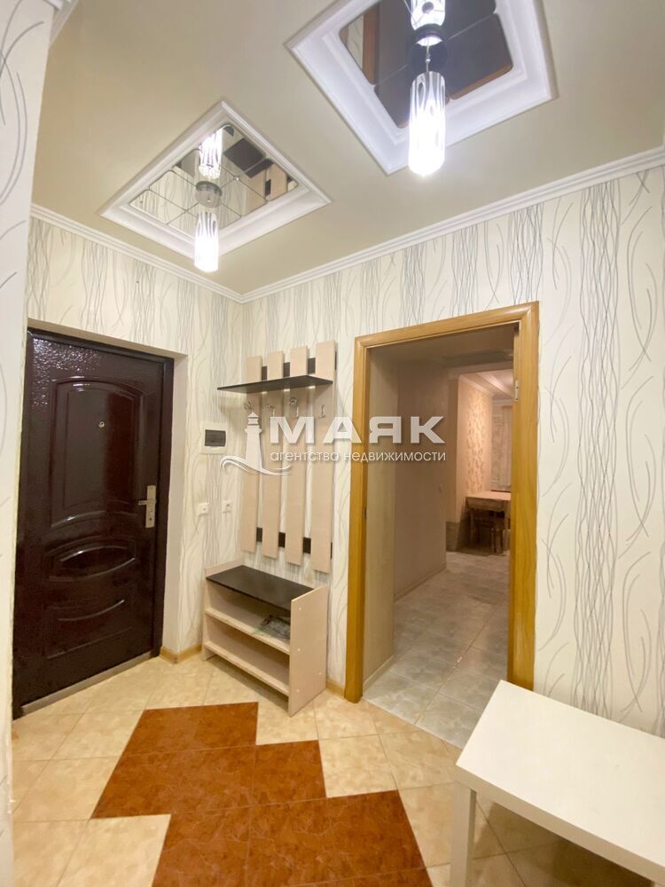 2-к. квартира 48.2 кв.м, 1/4