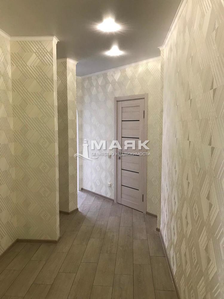 2-к. квартира 74.5 кв.м, 6/8