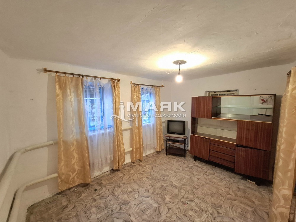 Дом 22.3 кв.м на участке 8.9 сот
