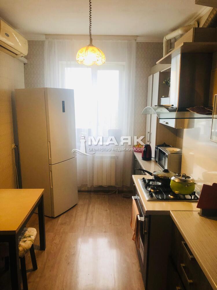 2-к. квартира 61.5 кв.м, 3/6