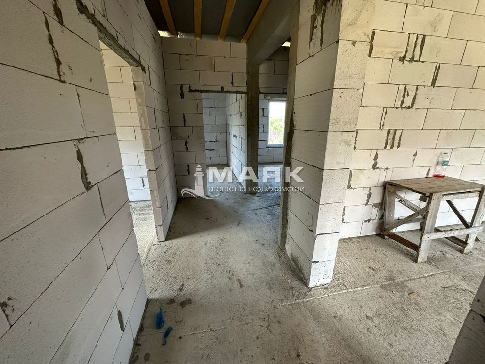 Дом 100 кв.м на участке 5 сот