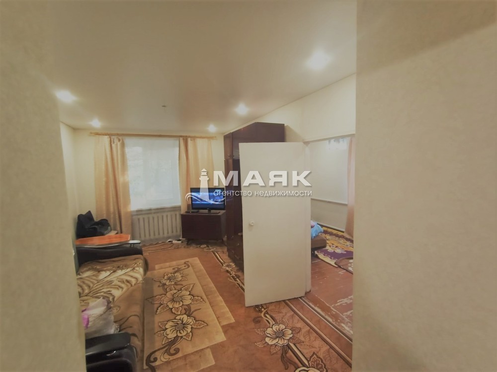 2-к. квартира 44 кв.м, 1/2