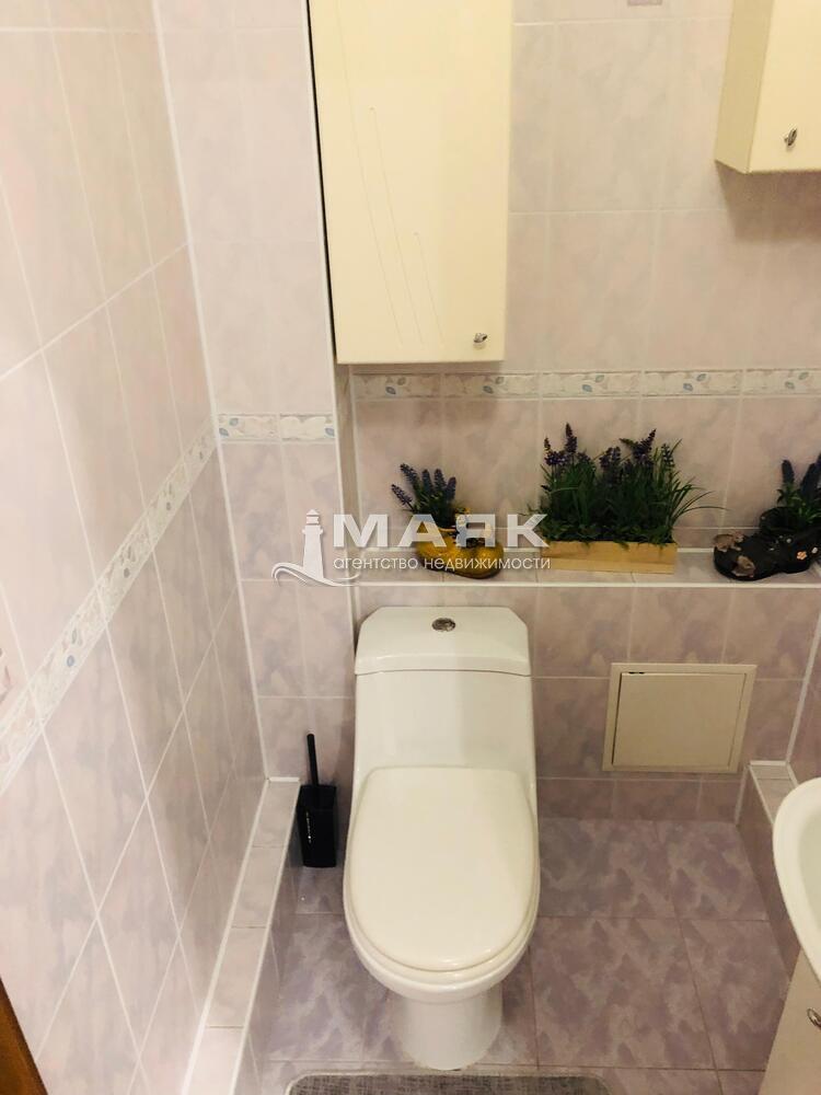 2-к. квартира 84 кв.м, 5/7