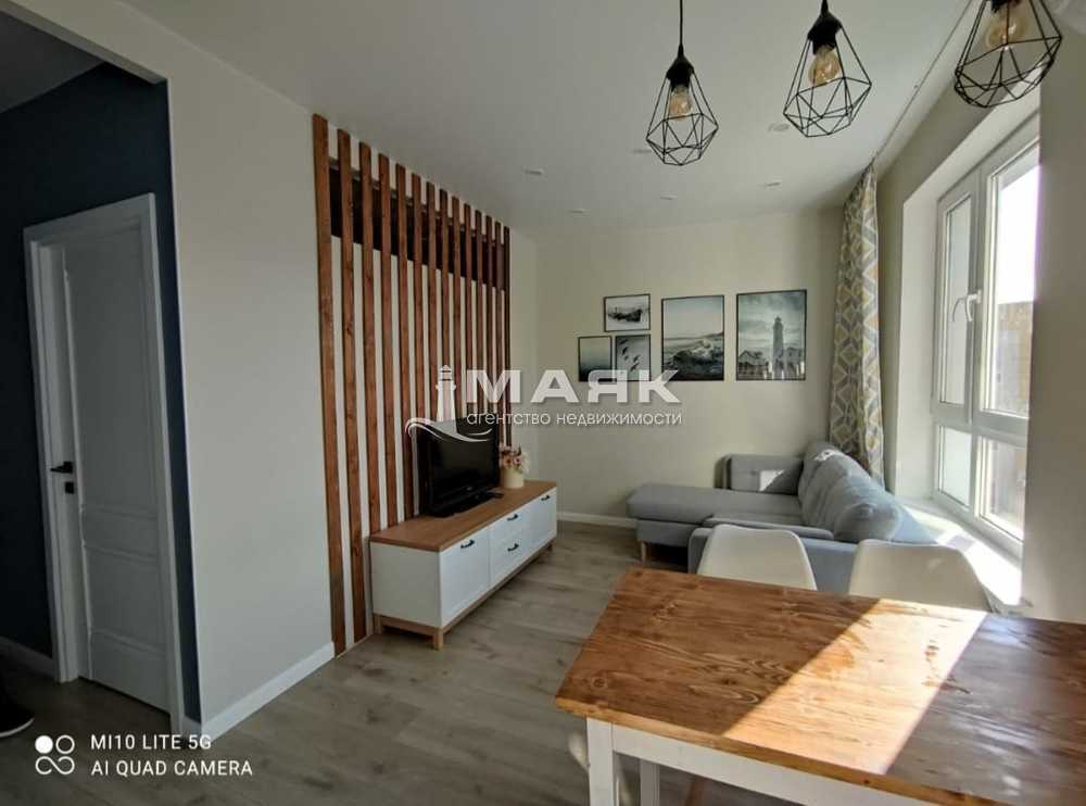 2-к. квартира 63 кв.м, 8/8