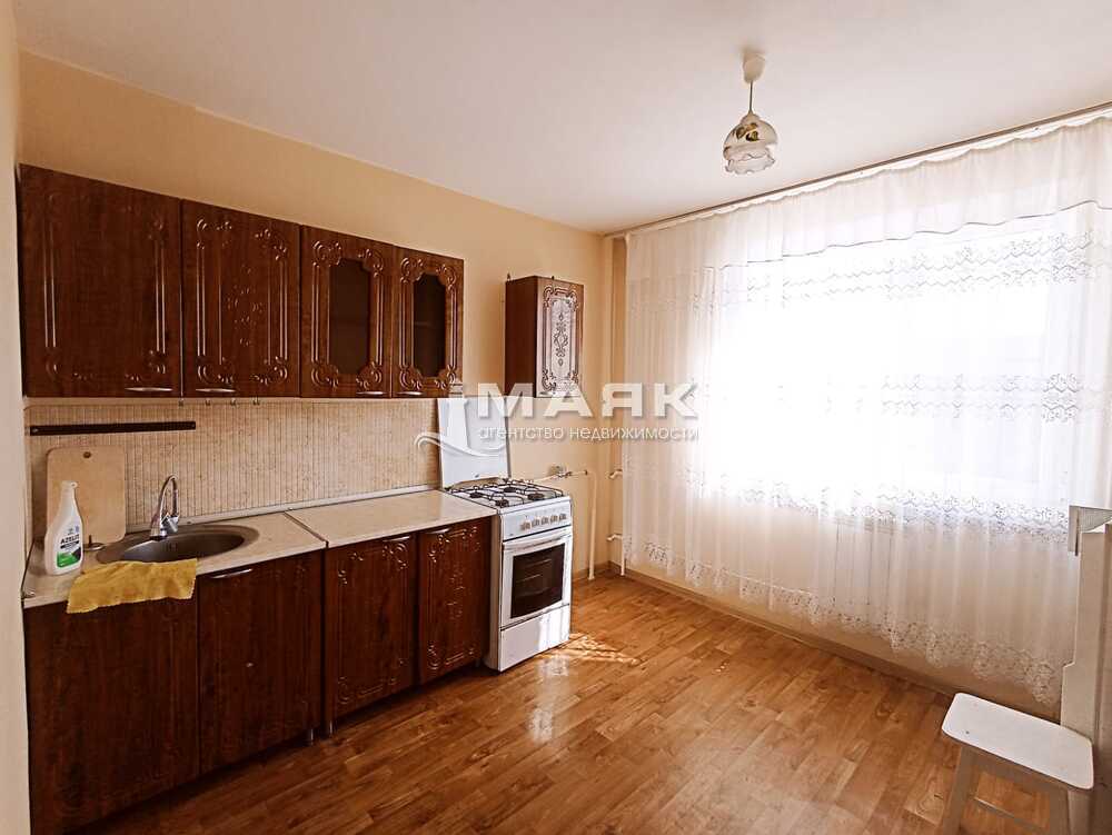 1-к. квартира 54.6 кв.м, 3/3