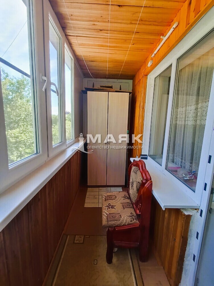 3-к. квартира 69.8 кв.м, 3/5