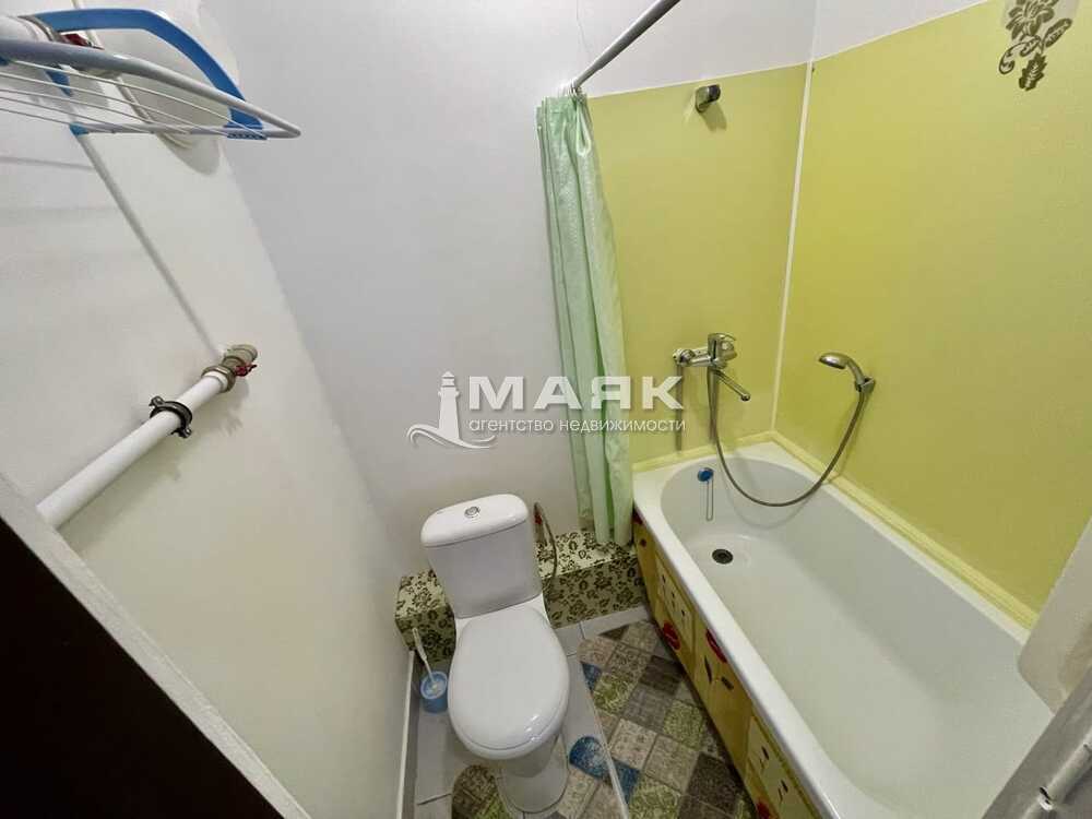 1-к. квартира 32 кв.м, 8/16