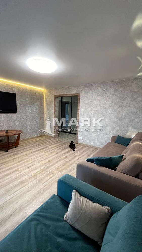 5-к. квартира 125.5 кв.м, 7/10