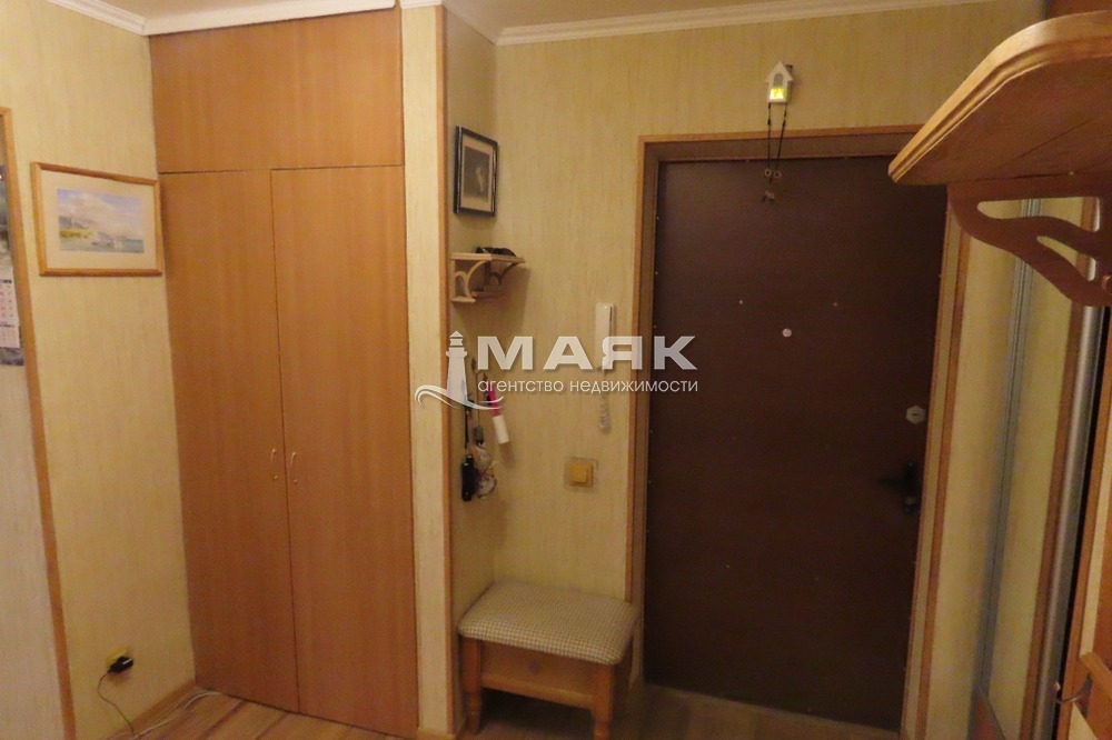 3-к. квартира 86 кв.м, 3/8