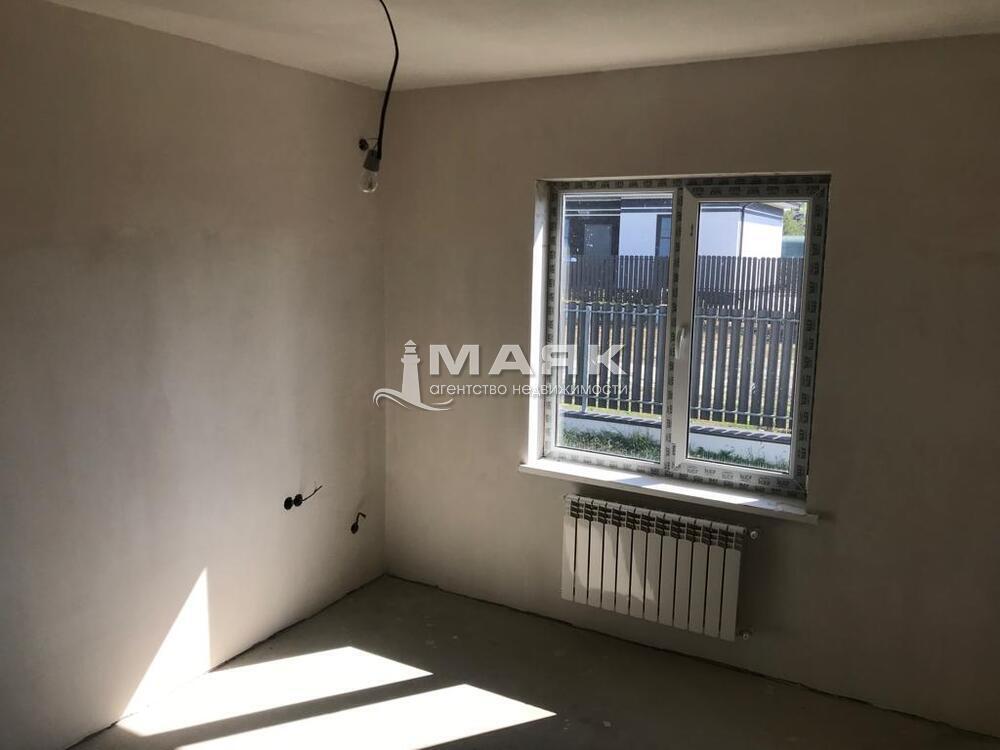 Дом 75 кв.м на участке 4.6 сот