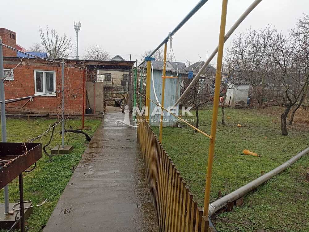 Дом 192.2 кв.м на участке 7.5 сот