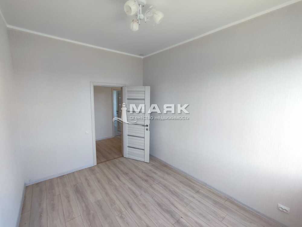 Дом 74 кв.м на участке 7.8 сот