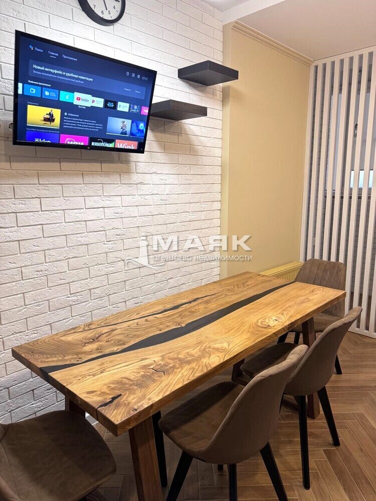 2-к. квартира 59.6 кв.м, 13/13