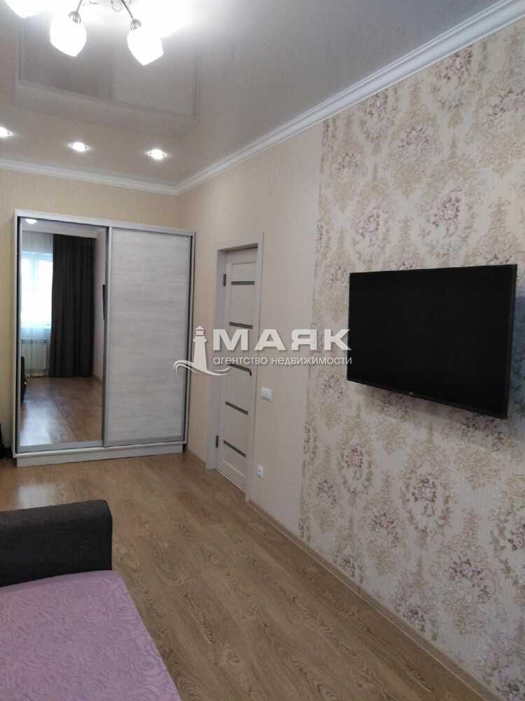 1-к. квартира 38 кв.м, 3/5