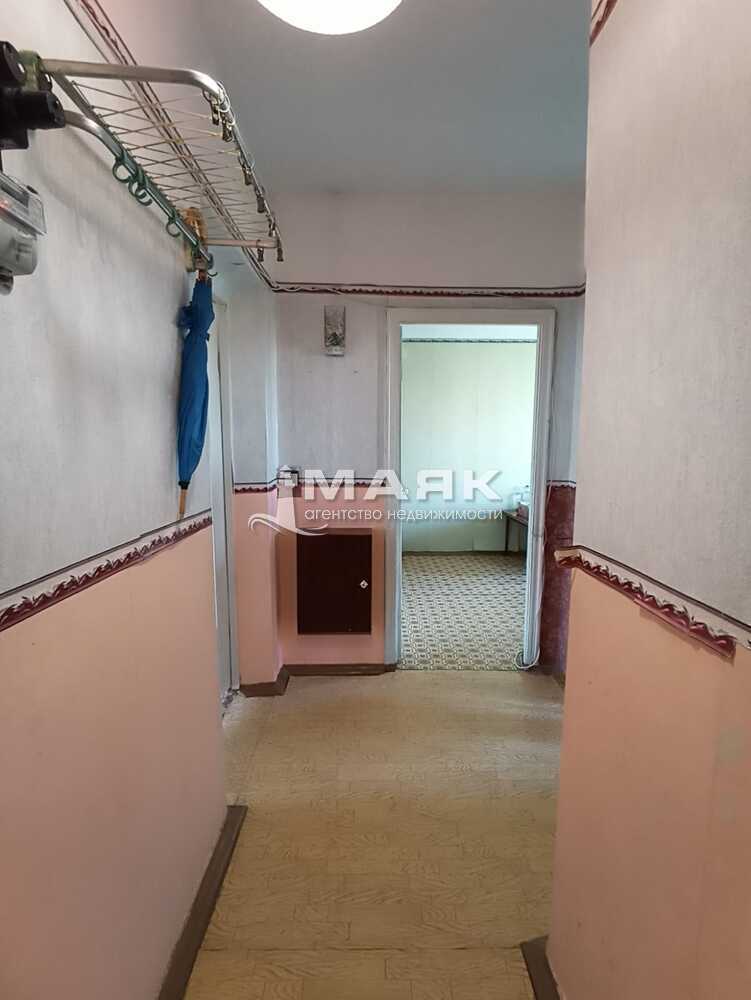 3-к. квартира 60 кв.м, 2/4