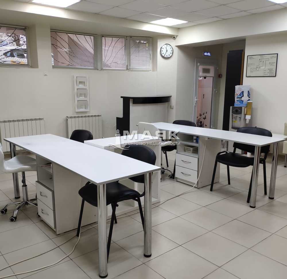 Офисное помещение 52.2 кв.м