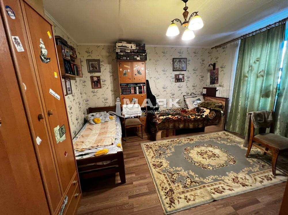 3-к. квартира 86 кв.м, 3/8