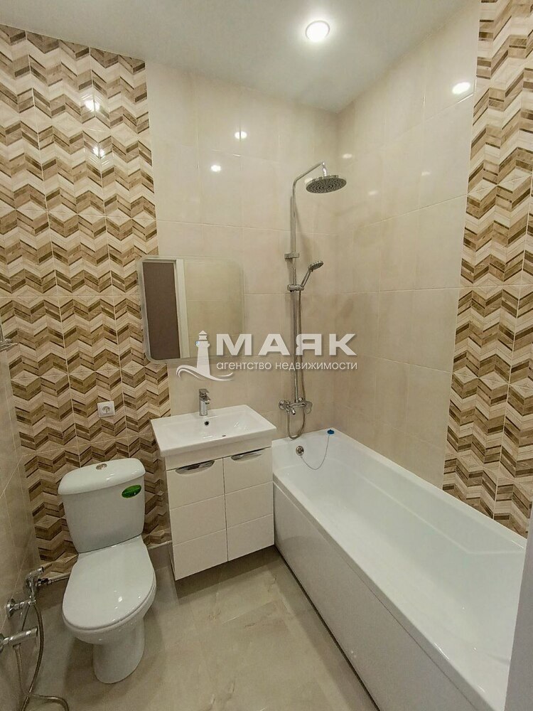 1-к. квартира 35.8 кв.м, 15/16