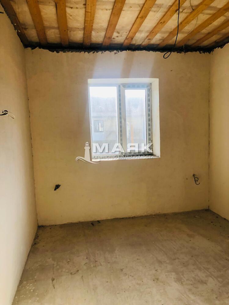 Дом 117 кв.м на участке 3 сот