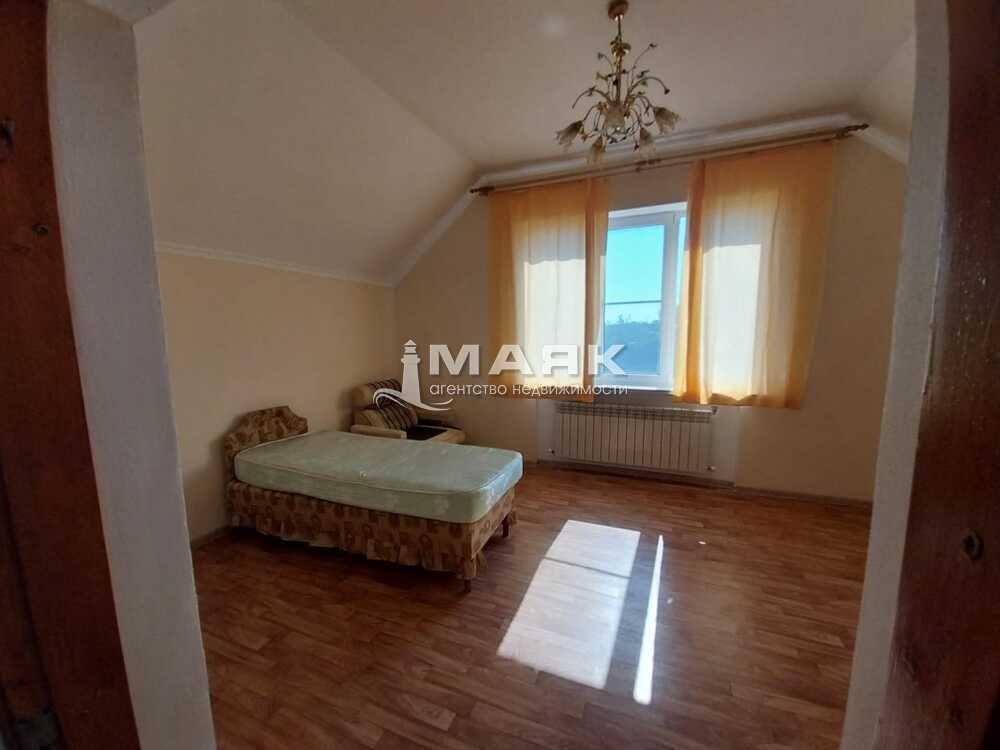 Дом 140 кв.м на участке 6 сот