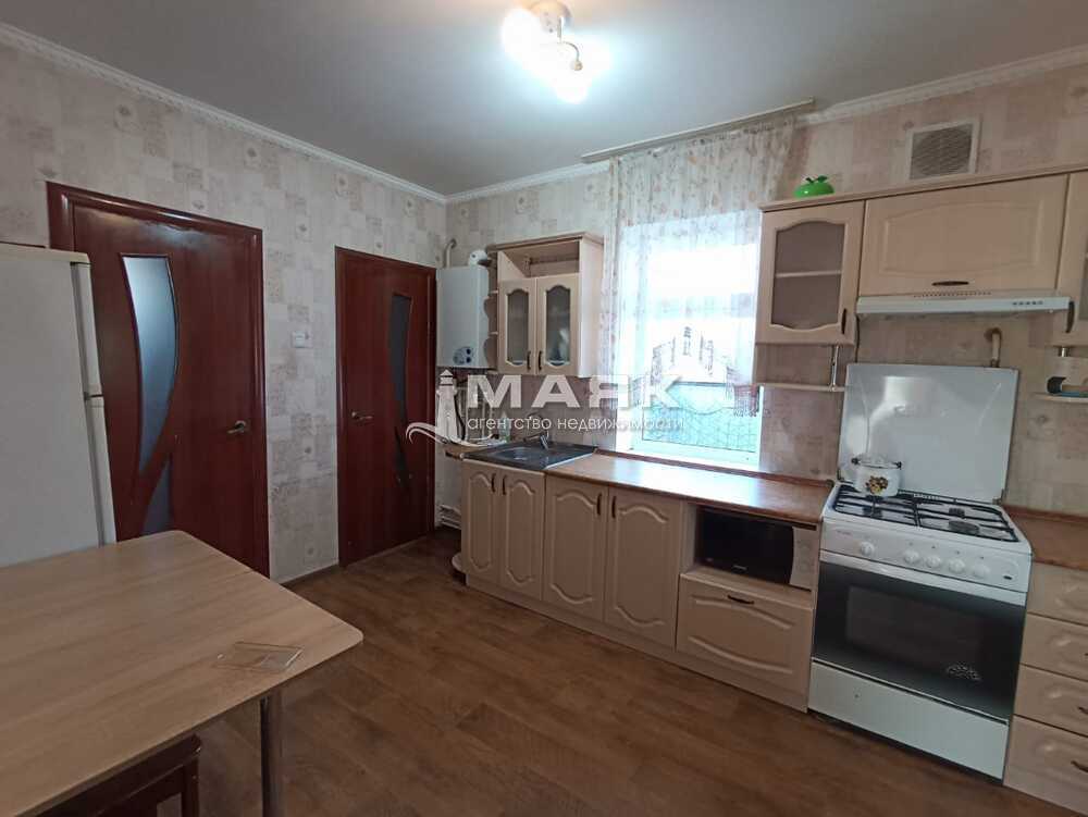 Дом 38 кв.м на участке 5 сот