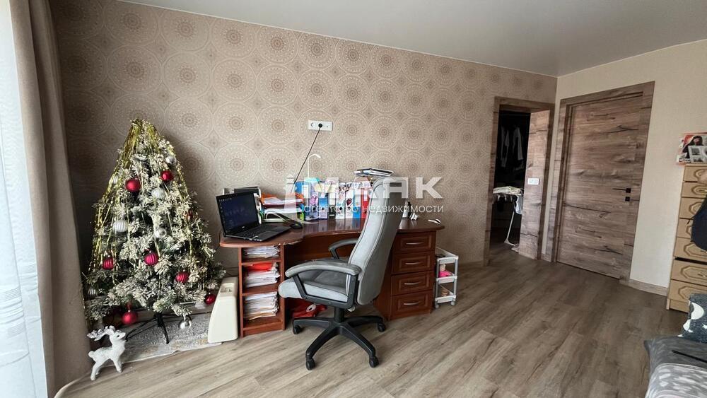 5-к. квартира 125.5 кв.м, 7/10
