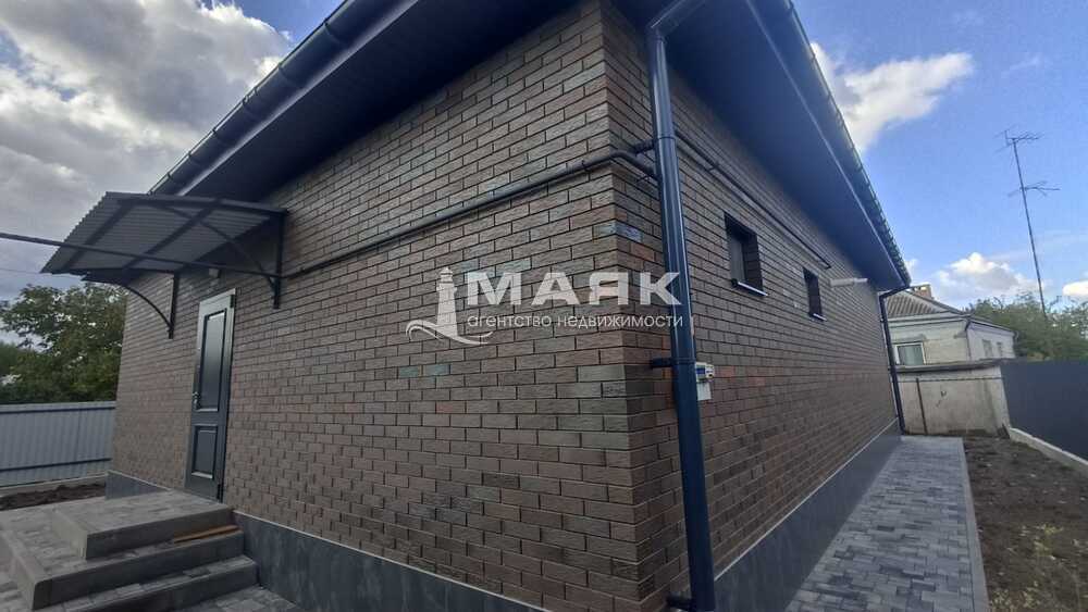 Дом 93.8 кв.м на участке 5.8 сот