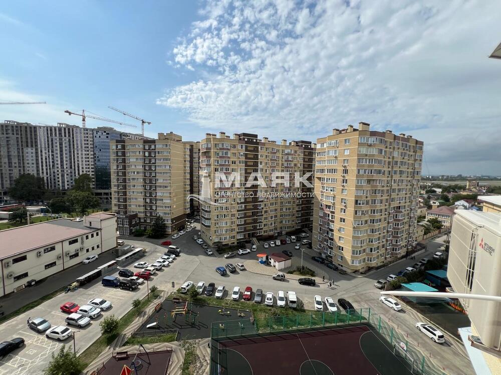 2-к. квартира 68 кв.м, 10/13