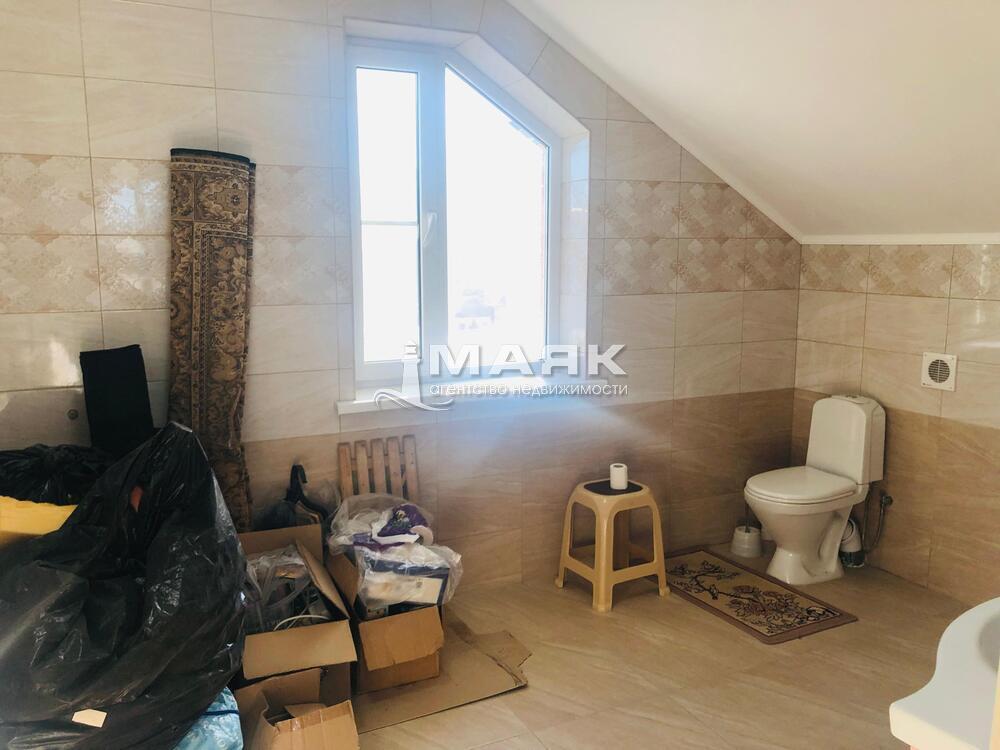 Дом 118.5 кв.м на участке 3 сот