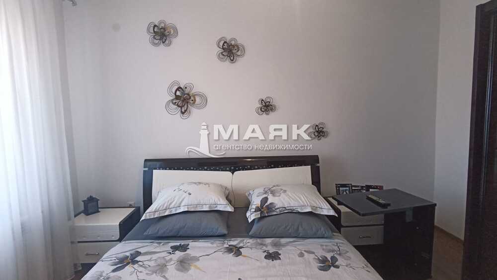 Дом 75 кв.м на участке 5.6 сот