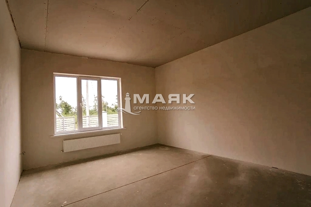 Дом 108 кв.м на участке 5 сот