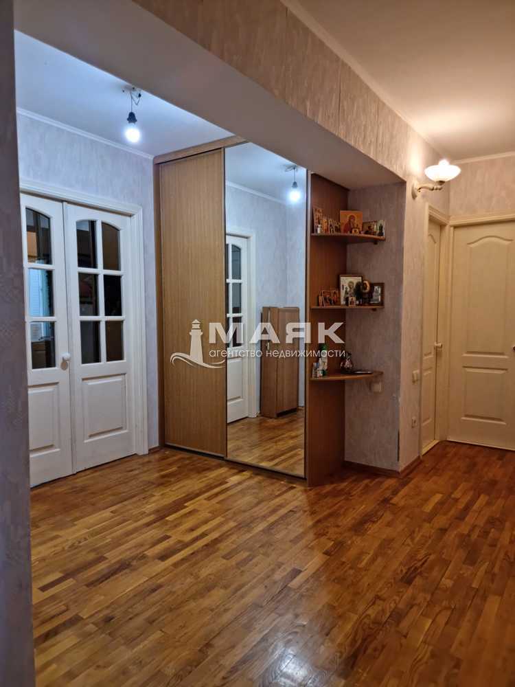 4-к. квартира 92 кв.м, 4/7