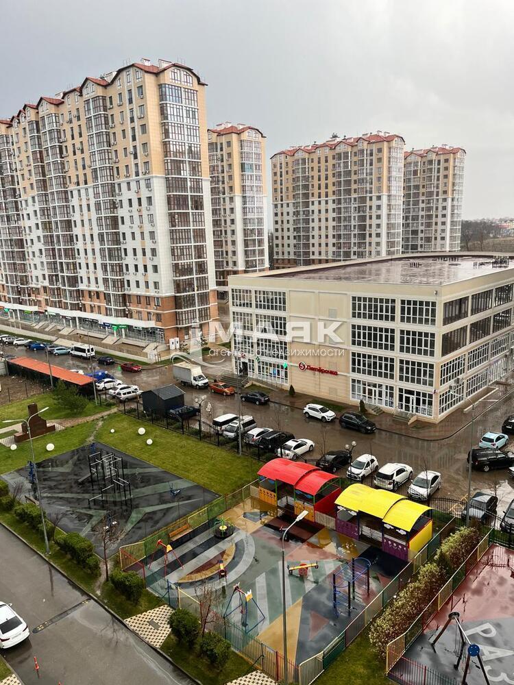 2-к. квартира 53 кв.м, 12/16