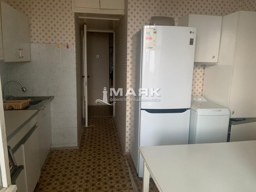 2-к. квартира 60.3 кв.м, 4/6