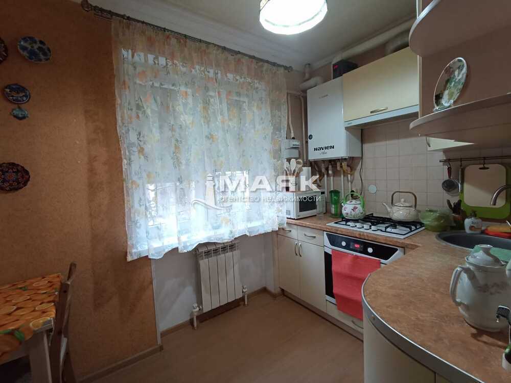 2-к. квартира 40 кв.м, 1/2