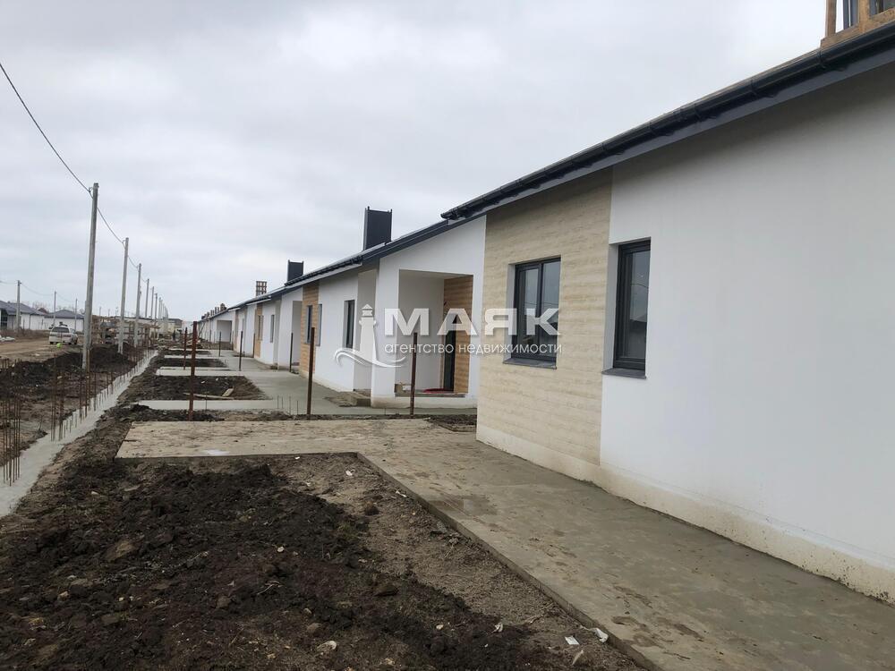 Дом 84.7 кв.м на участке 6.3 сот