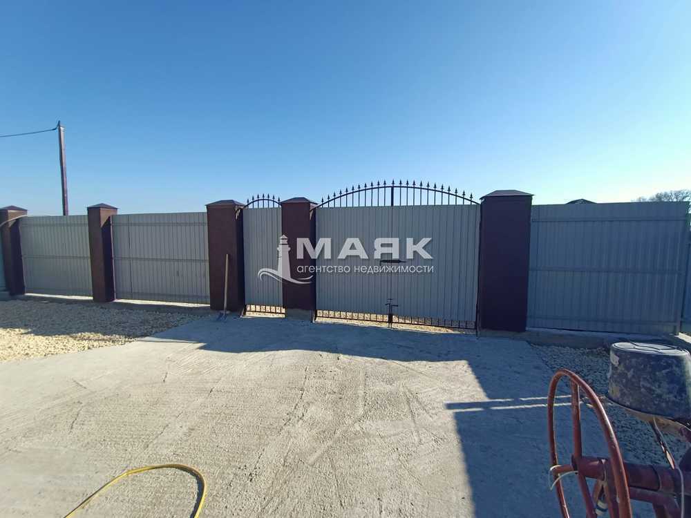 Дом 80 кв.м на участке 4 сот