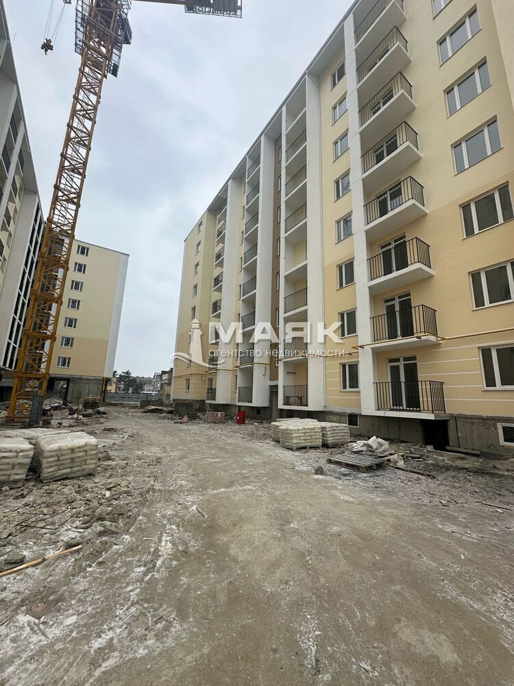1-к. квартира 40.72 кв.м, 6/8